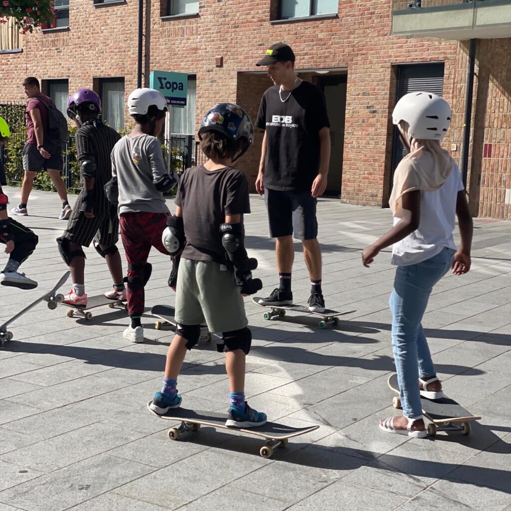 Skateboarding lessons - skate with Jack 