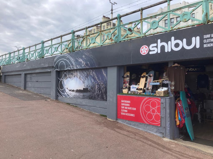 Shibui Surf and Skate Shop from the outside on Brighton Seafront